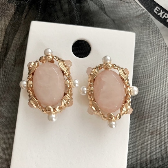 Pink Stone Pearl Embellished Baroque Style Statement Earrings - Picture 5 of 11